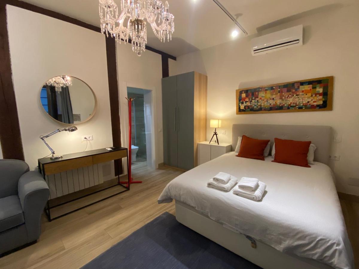 Opera Suites Fidelio , Cozy Studio In The Very Center Of Madrid Luaran gambar